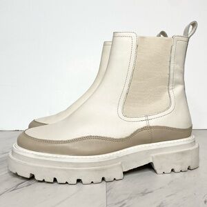 Seychelles Savor The Moment Lug Sole Chelsea Boot 7